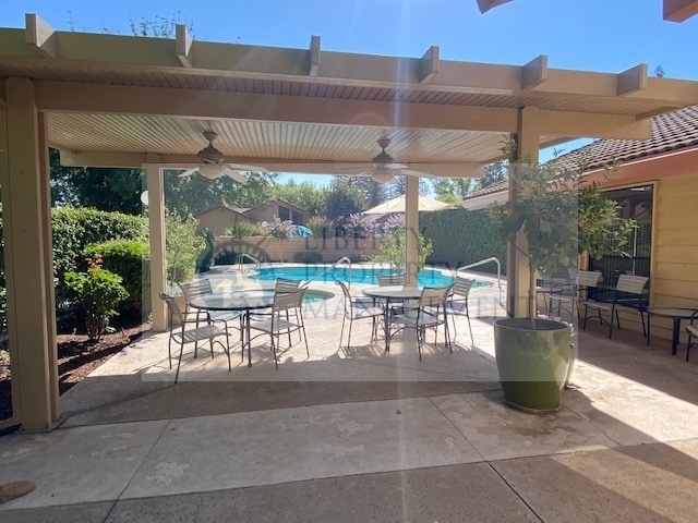 Building Photo - 6223 N West Ave