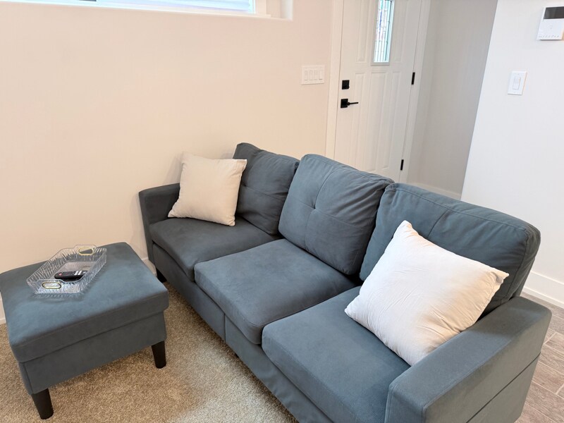 Building Photo - 6530 S Champlain Ave