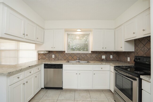 Building Photo - 4403 Omeara Dr