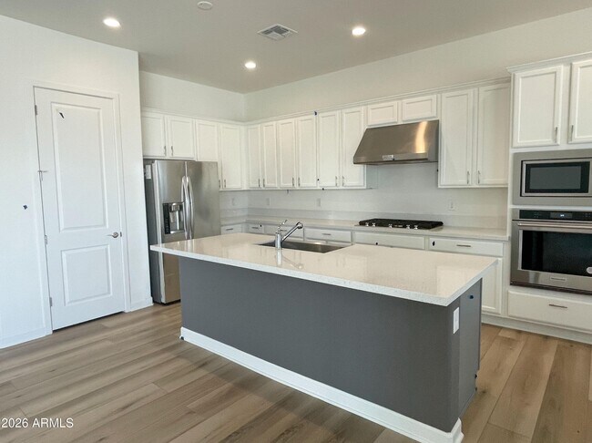 Building Photo - 19772 Exeter Blvd