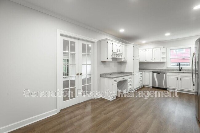 Building Photo - 103 Delray Ave