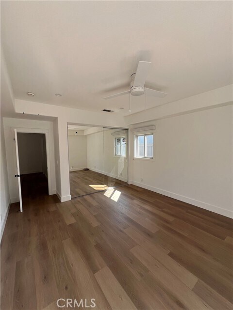 Building Photo - 2517 Fairway Dr