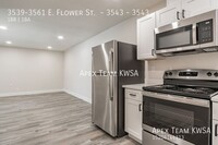 Building Photo - $1045-Remodeled 1BD/1BA in Dodge Flower ne...