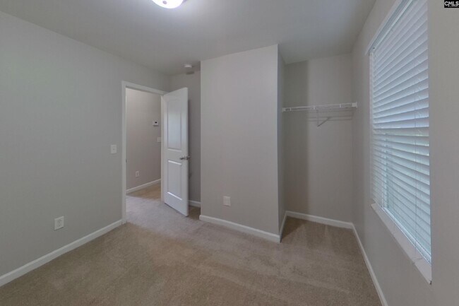 Building Photo - 155 Tybo Dr