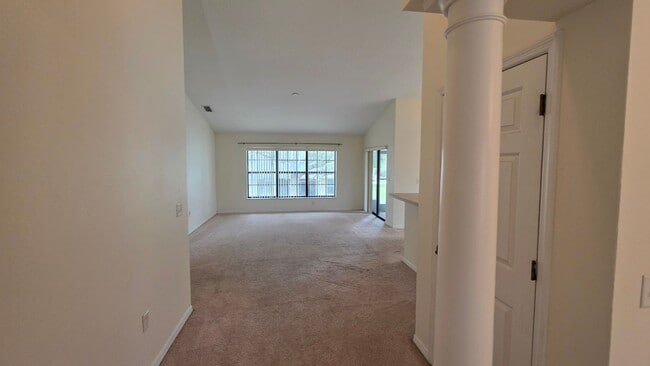Building Photo - 4659 Treasure Cay Rd