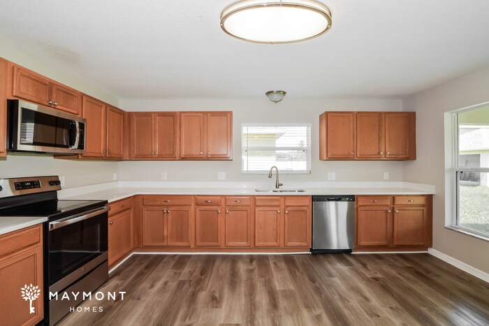 Building Photo - 4652 Caverns Dr
