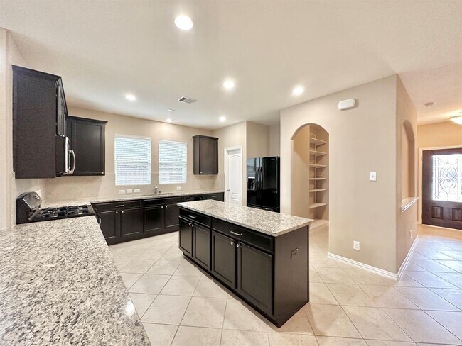 Building Photo - 1422 Laura Hills Ln