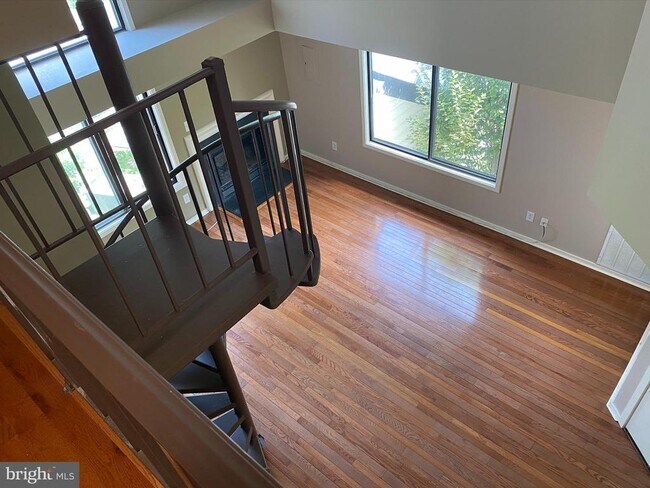 Building Photo - 18472 Bishopstone Ct