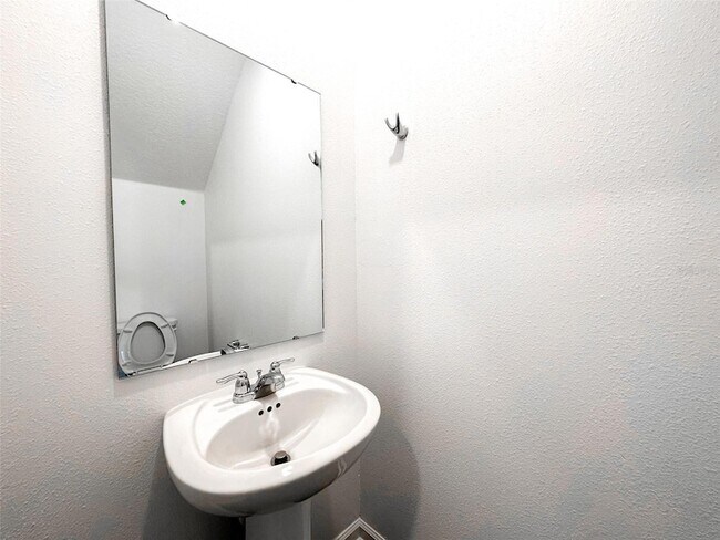 Building Photo - 26159 Feathergrass Cir
