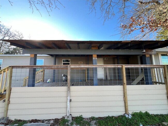 Building Photo - 119 Cam. de Agua