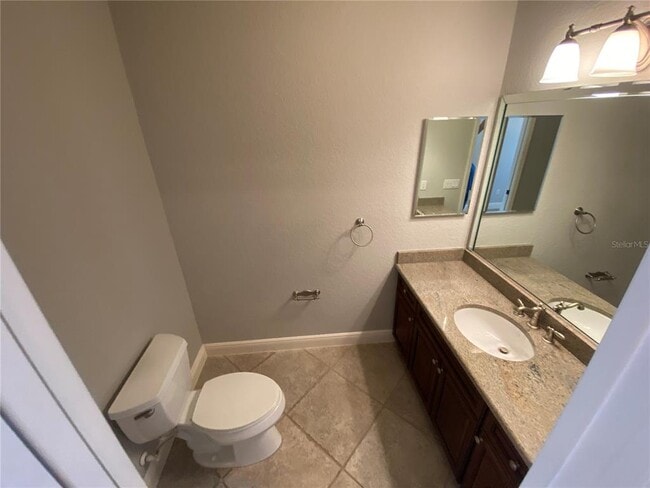 Building Photo - 627 Quinby Way