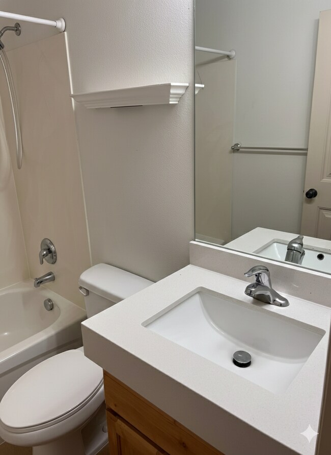 Building Photo - 956 W 580 S