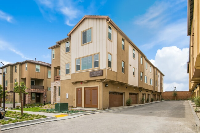 Building Photo - 7398 Solstice Pl