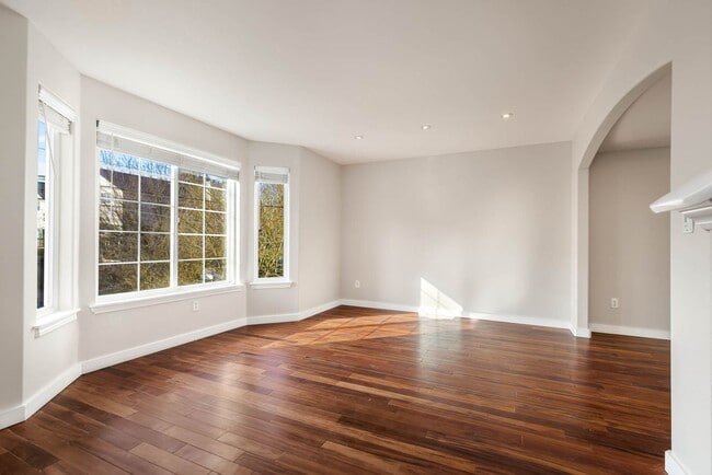 Building Photo - 9046 Mary Ave NW