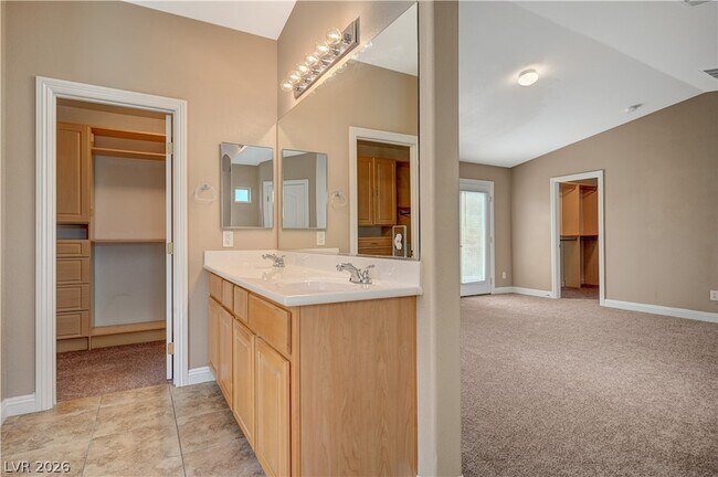 Building Photo - 9185 Wild Briar Ln