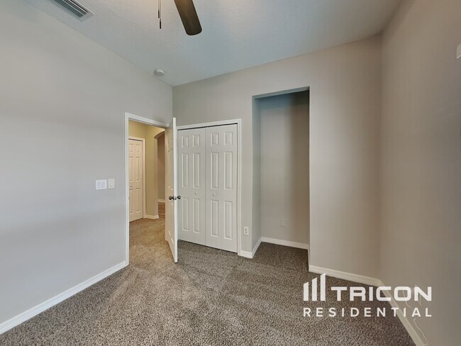 Building Photo - 1143 Emerald Hill Way