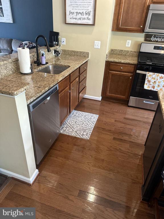 Building Photo - 43546 Wild Iris St