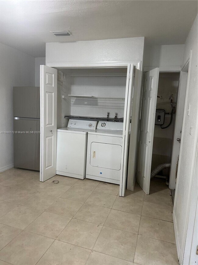 Building Photo - 7820 NW 175th St