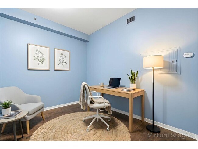 Building Photo - 401 N 2nd St