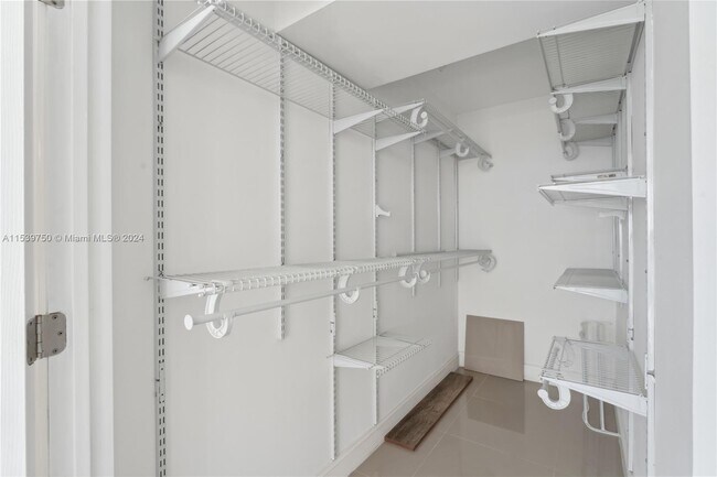 Building Photo - 9511 Collins Ave
