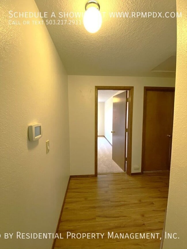 Building Photo - 7950 SW 135th Ave