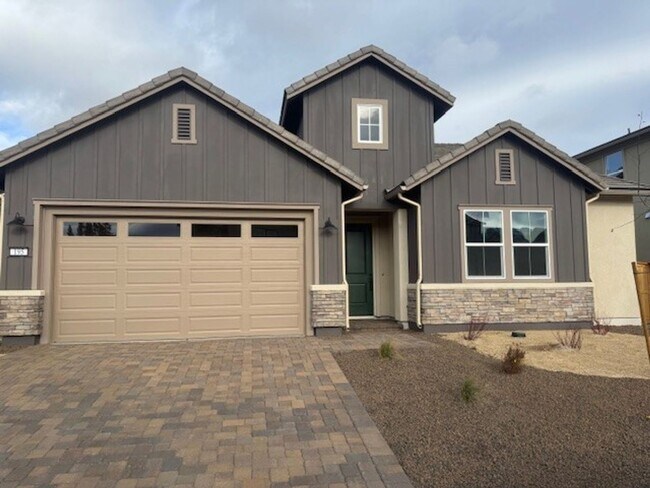 Building Photo - Newer Build Verdi Three Bedroom Home