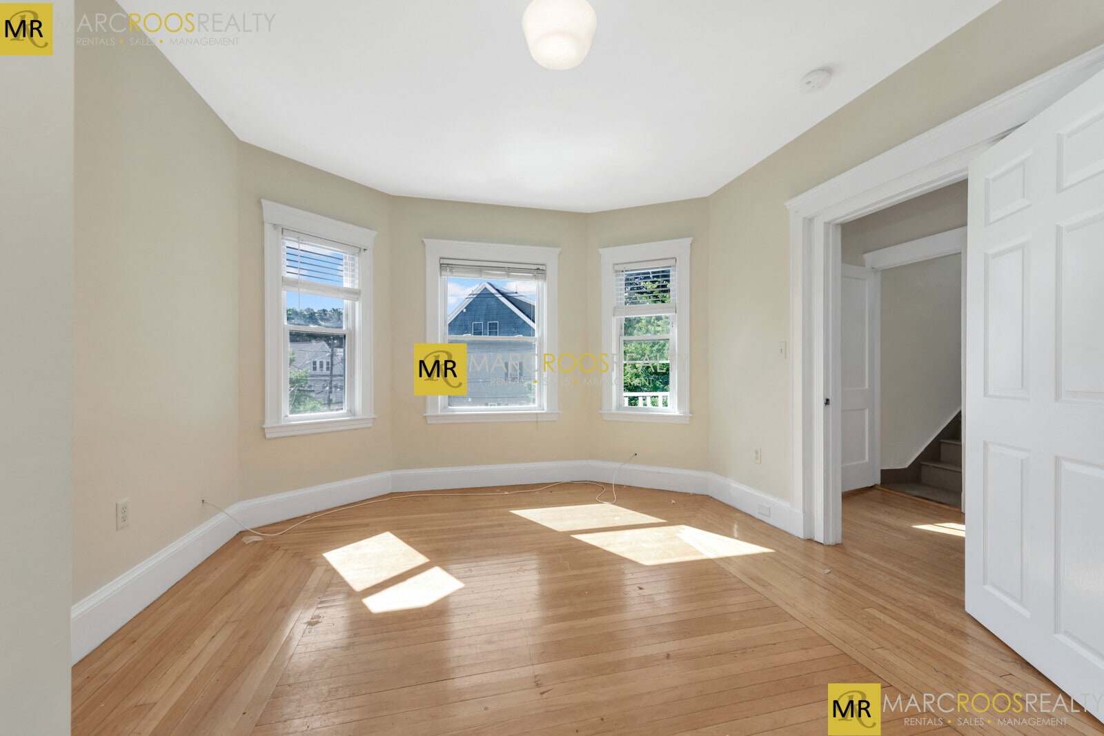 Building Photo - 31 Champney St