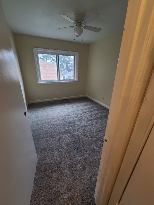 Building Photo - 8116 Tidal Rd