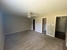 Building Photo - 18 Addie Ln