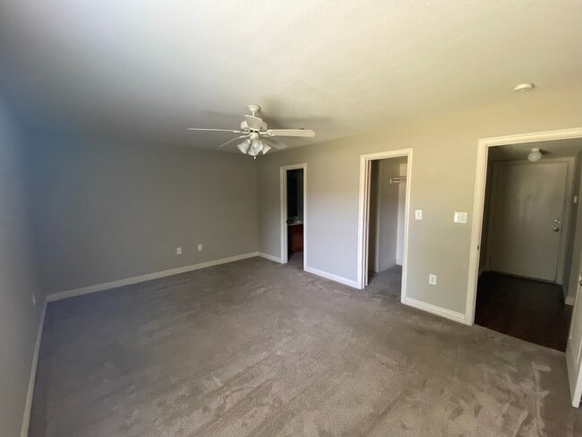 Building Photo - 18 Addie Ln