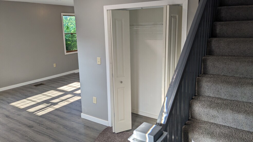 Building Photo - 1723 Rebecca St