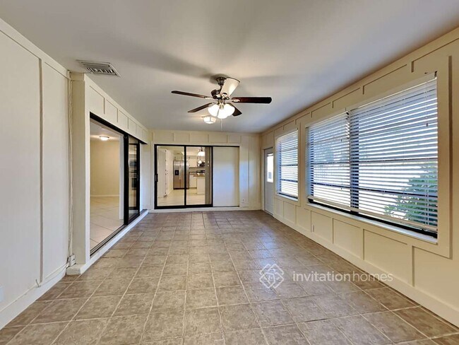 Building Photo - 92 PineHill Trail E