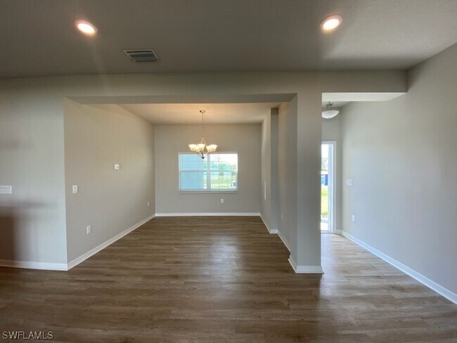 Building Photo - 1627 NW 9th St