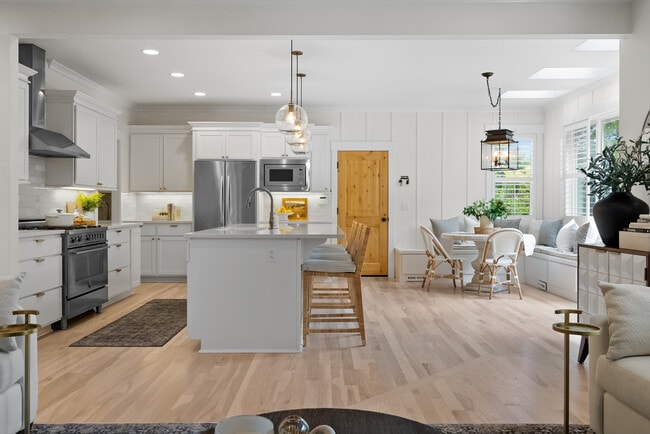 Building Photo - 11311 66th Ave