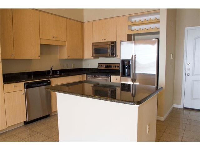 Building Photo - 3225 Turtle Creek Blvd