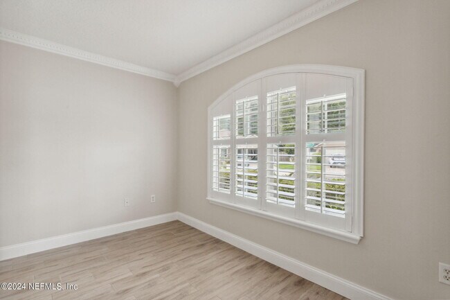 Building Photo - 13260 Bonaparte Ln