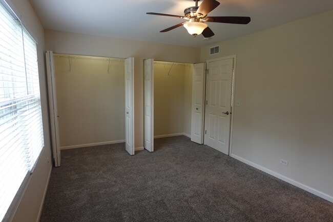 Building Photo - 2244 Flagstone Ln