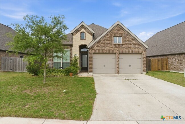 Building Photo - 2940 Coral Way