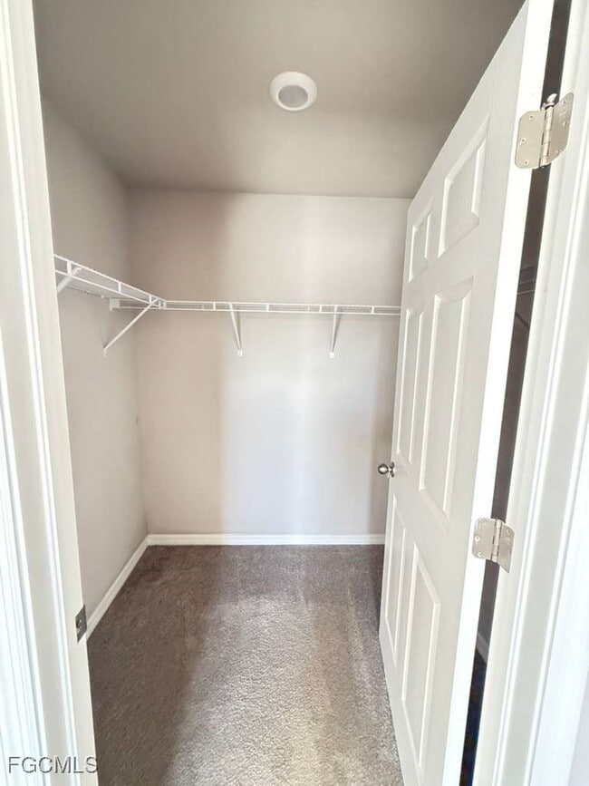 Building Photo - 3003 Lady Ln