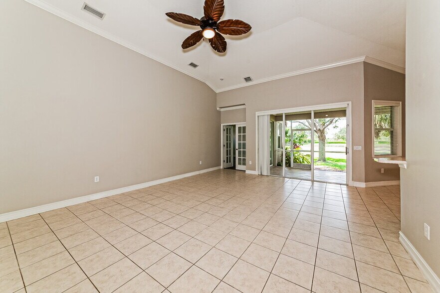 Building Photo - 6340 Rookery Cir