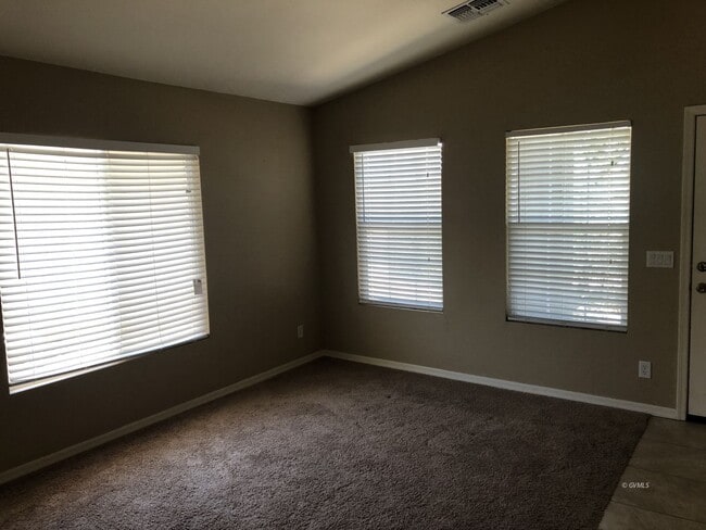 Building Photo - 1294 Kelson Pl