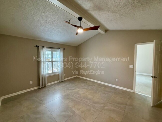 Building Photo - 1695 Evans Dr S