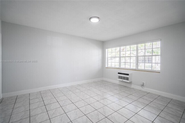Building Photo - 320 84th St