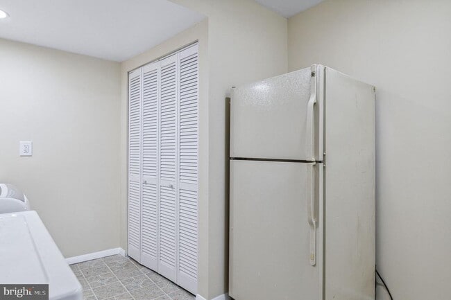 Building Photo - 12735 Lighthouse Ln