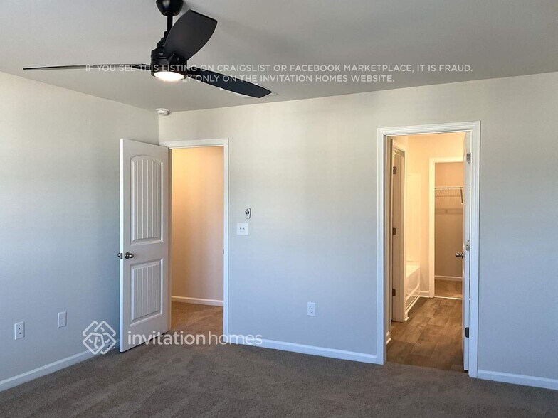 Building Photo - 230 Green Pasture Rd