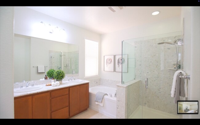 Building Photo - Home in Dublin Available!