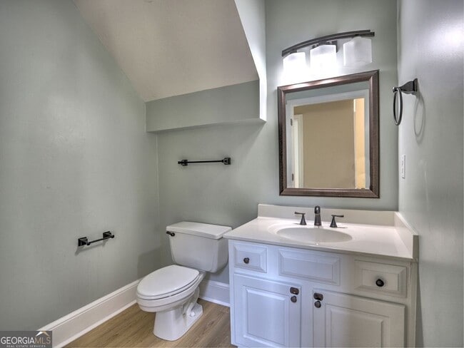 Building Photo - 3237 Waldwick Way SE