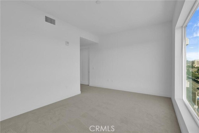 Building Photo - 3614 Rivington