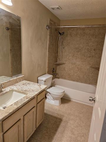Building Photo - 7417 Euclid Dr