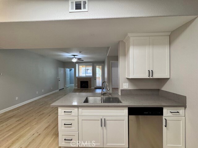Building Photo - 41410 Juniper St